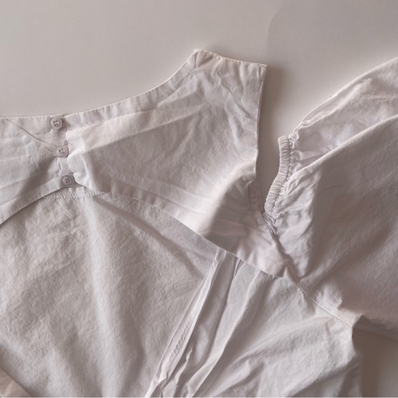 White Open Back Blouse - Picture 4 of 6